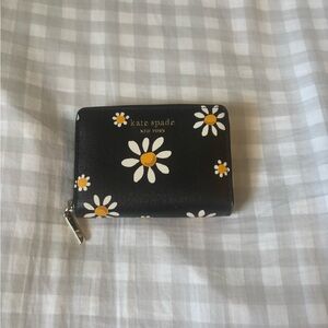 Kate Spade Black Wallet with Daisy Design